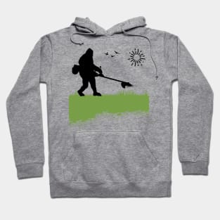 Bigfoot Mowing the Lawn Owner Grass Cutting Funny Sasquatch Hoodie